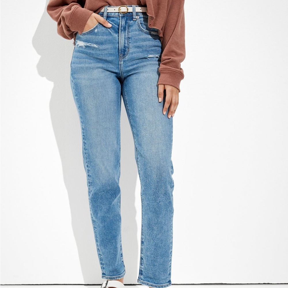 American Eagle Mom Straight Jean